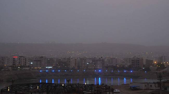 Şırnak'ta toz bulutu gündüzü geceye çevirdi! Hayati uyarı