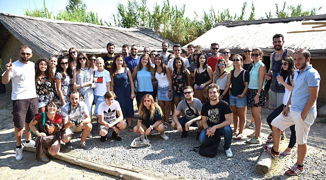 Yeşilova Höyüğü’ne yoğun ilgi