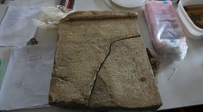 Antandros'ta 2 bin 200 yıllık "kararname"