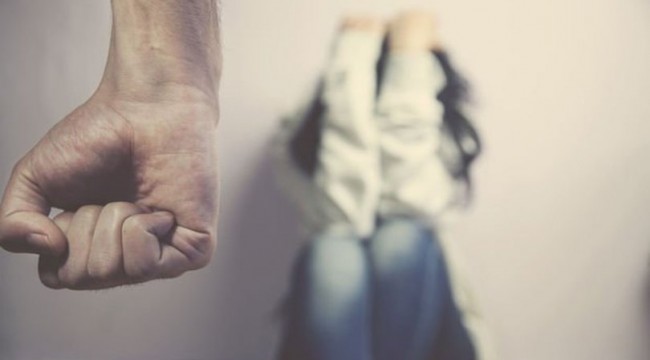 Ateş Böcekleri kadına yönelik şiddete ‘dur’ diyor!