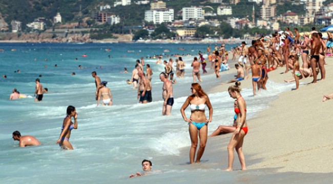 CHP'den Tatil Önerisi: Her Yıl 100 Bin Aileye, 5 Bin TL Turizm Desteği Verilsin