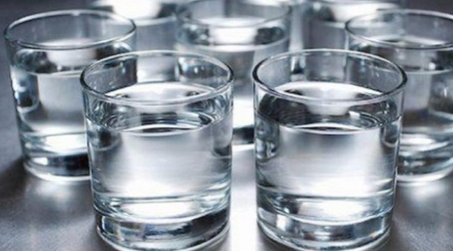 Günde 11 bardak su kadın sağlığına iyi geliyor