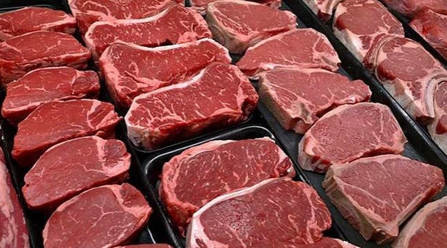 Kırmızı et, yağıyla beraber yendiğinde faydalı oluyor