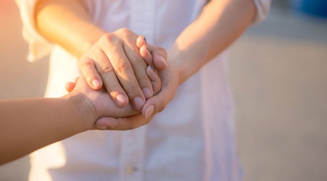 'Leyla ile Mecnun yaşasaydı ikisini de tedavi edebilirdik'