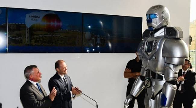 Malta robotlara vatandaşlık verecek