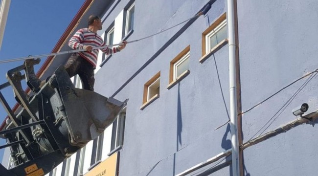 Okul müdüründen güzel hareket! Boyacı 5 bin TL isteyince