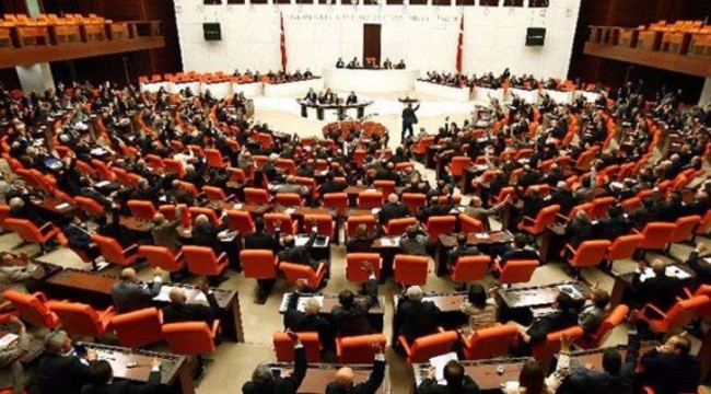 Plastik poşetlere ücret uygulaması Meclis'ten geçti, uygulamayana ceza var !