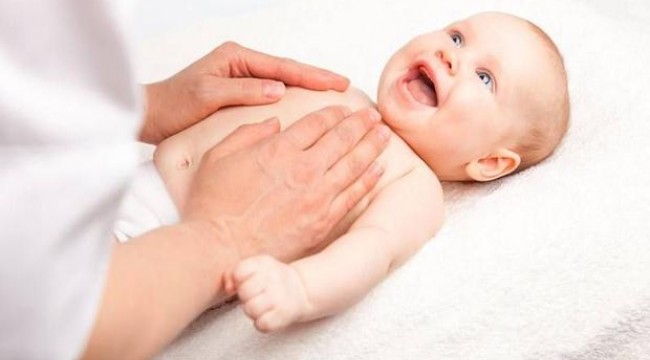 SAKİNLEŞTİRİCİ BEBEK MASAJI HER DERDE DEVA!