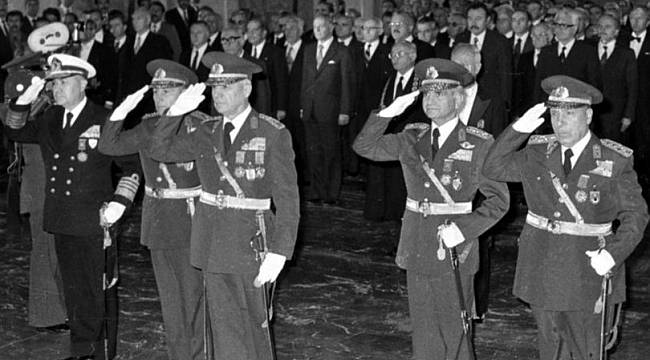Yargıtay'dan 12 Eylül davası kararı: Yeni TCK'ya göre düşme kararı verilemez