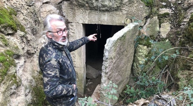 2 bin 500 yıllık Roma dönemi mezar odaları talan ediliyor