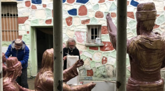 72 yıllık cezaevi, sanatçılara atölye oldu