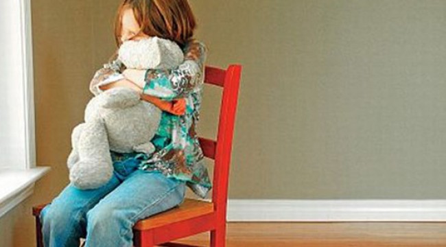 Çocuğun adını görünce gülme krizine giren personel, fotoğrafını çekip sosyal medya hesabına yükledi