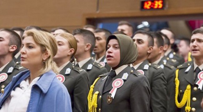 Danıştay: TSK'da türban, laikliğe aykırı