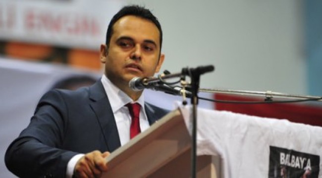 Eyipişiren: Düşün yahu CHP'nin ve İzmir'in yakasından!