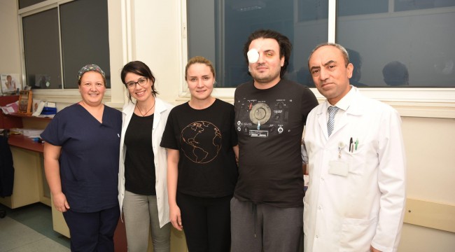 Kornea nakli ile hayata yeniden başladı