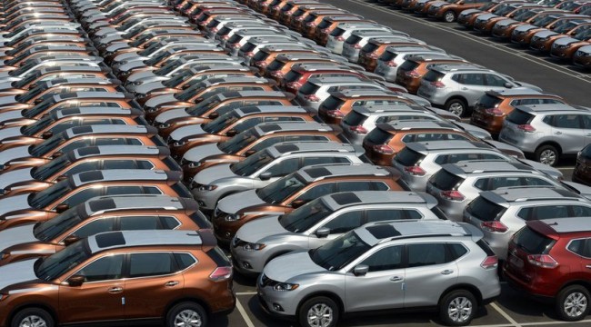Nissan Çin'de 30 bin daha az araç üretecek