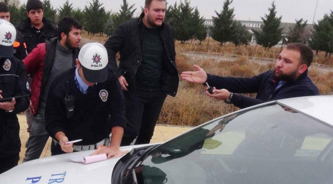 Plakasız modifiyeli araca büyük ceza!