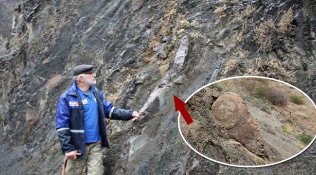 Salyangozu andıran kaya, defineciler tarafından parçalandı
