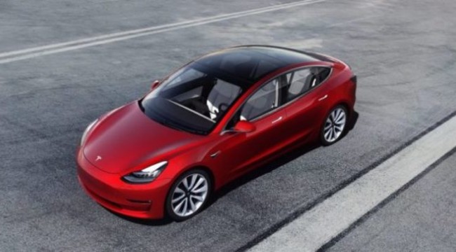 Tesla Model 3 tüm dengeleri değiştirebilir!