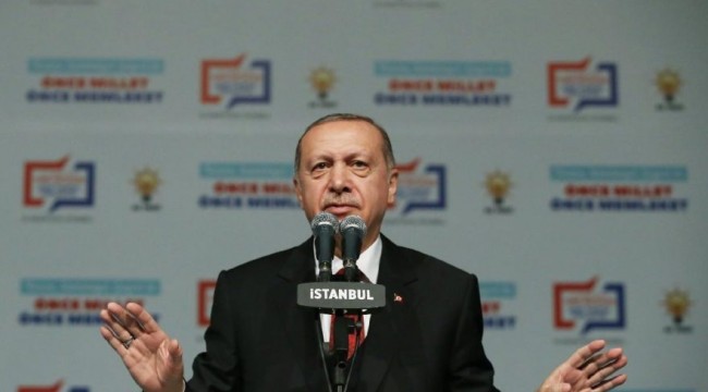 AK Parti seçim kılavuzu hazırladı