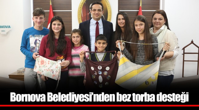 Bornova Belediyesi’nden bez torba desteği