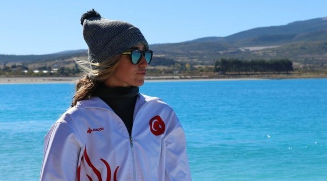 Dünya dalış rekortmeni Şahika Ercümen Antartika'da dalış yapacak!