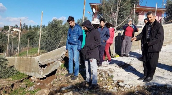 Heyelan tehdidi altındaki mahalleli çaresiz