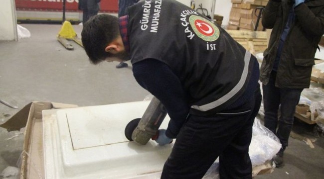 Kapıkule Sınır Kapısı'da TIR'a operasyon