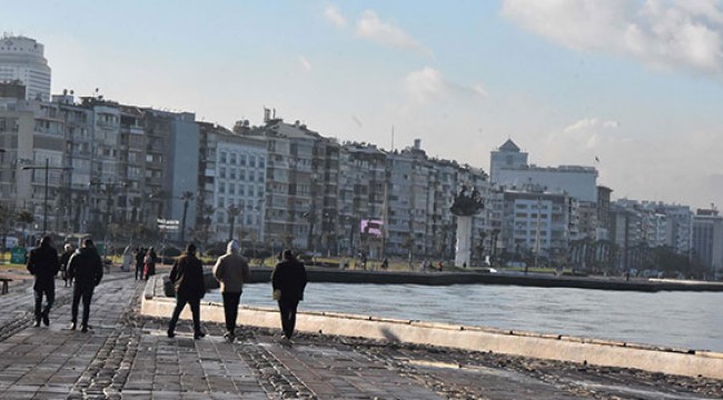 Son 10 ayda 8 binin üzerinde İranlı İzmir'den ev satın aldı