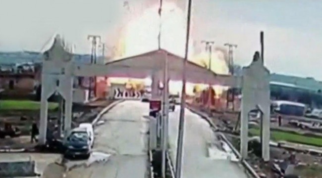 Çobanbeyli sınır kapısının Suriye tarafında şiddetli patlama