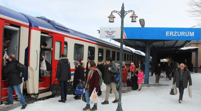 Doğu Ekspresi yolcularından Turizm Treni’ne tam destek