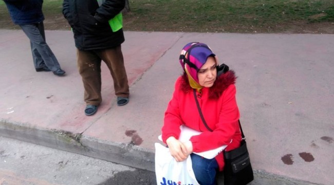 Eşi gözaltına alınınca gözyaşlarına boğuldu