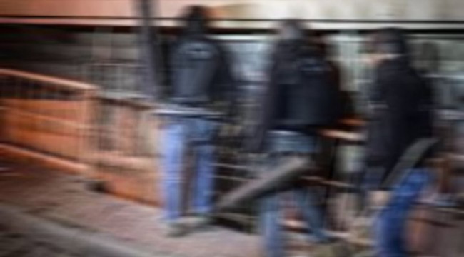 Karagümrük çetesine operasyon! Çete liderinin oğlu da gözaltında
