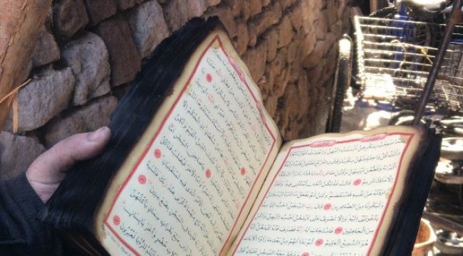 Konya'da evde çıkan yangında mushaf yanmadı