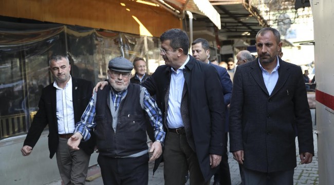 Zeybekci: İzmir, Türk halıcılığının merkezi olacak
