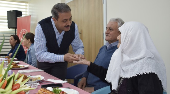 107 yaşındaki Mümine ninenin gençlik sırrı kuru fasulye