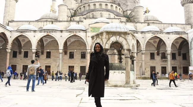 ABD'li ünlü sanatçı Müslüman oldu