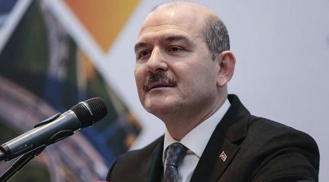 Bakan Soylu konuşurken hakaret ettiği iddia edilen 2 kişi savcılığa sevk edildi