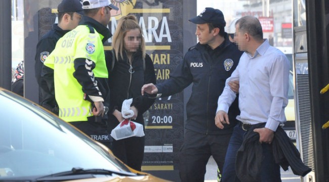 Belediye otobüsünde iğrenç hareket! Şoför kapıları kilitleyip polis çağırdı