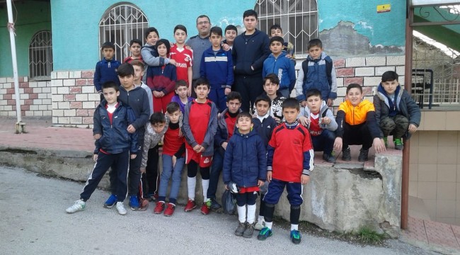 Cami imam hatibi, teknoloji bağımlılığına karşı kulüp kurdu