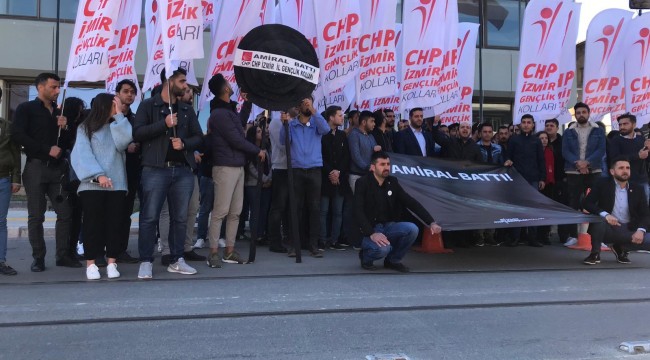 CHP'li gençlerden, Demirören Medya  Grubu’na protesto