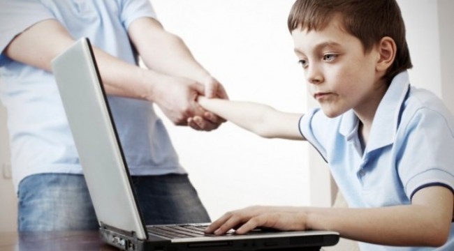 Çocuk ve gençlerde sorunlu bilgisayar ve internet kullanımı