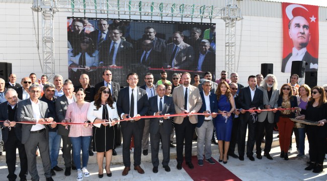 Cumhuriyet ve Demokrasi Parkı görkemli törenle açıldı