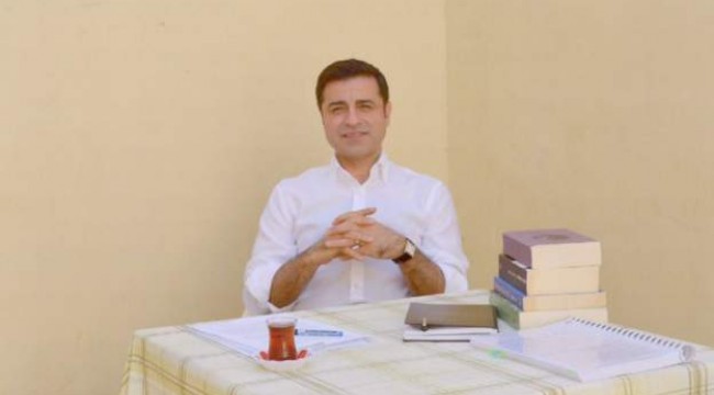 Demirtaş’tan seçmenine ‘son dakika’ mesajı: Tartışmayı unutun, sandığa gidin