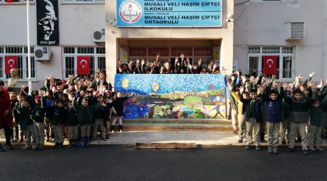Dev tablo yuvasına kavuştu