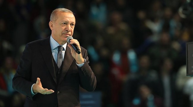 Erdoğan: 8 Mart Kadınlar Günü'nde bir grup ezana ıslıklarla terbiyesizlik etti