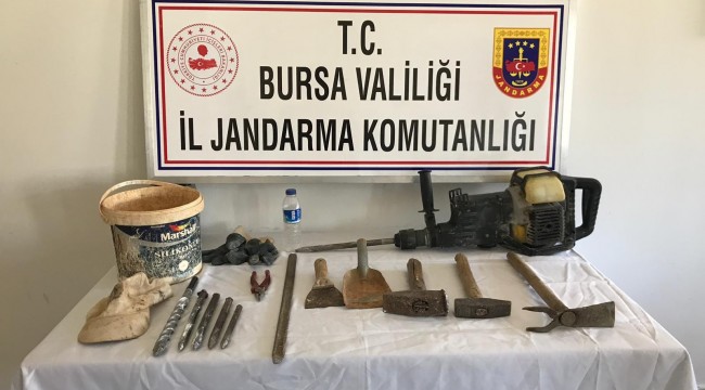 Jandarma definecilere göz açtırmıyor
