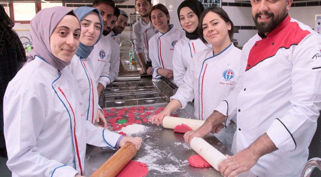 Kadınlar gününde ‘Şeker hamurundan kurabiyeler’