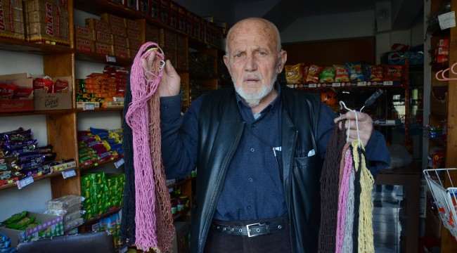 Mahalle bakkalının 90’lık delikanlısı