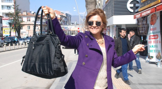 Poşet uygulaması kadınların çanta tercihlerini değiştirdi